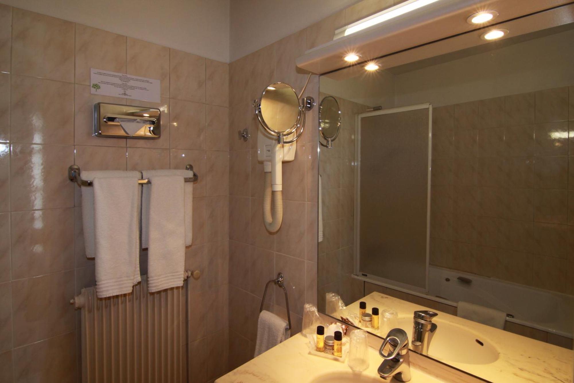 Hotel D'Angleterre Grenoble Hyper-Centre Ngoại thất bức ảnh